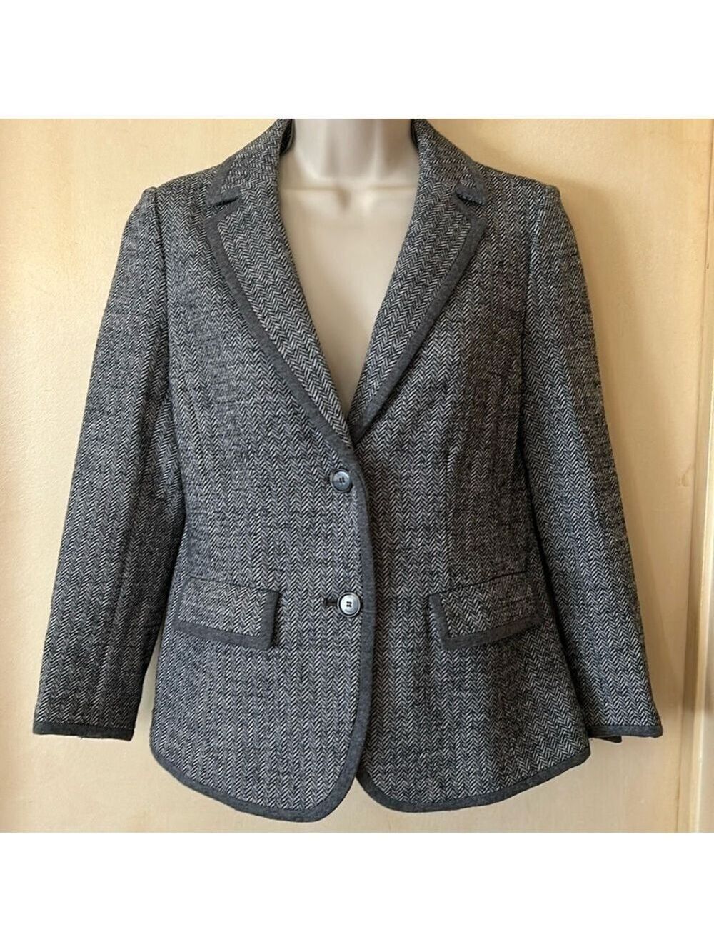 Ann Taylor Loft grey tweed blazer size SP